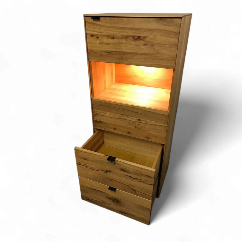 Vitrine ZERRO Wildkernbuche massiv Möbel Rufli AG Photoroom-20241115-135005