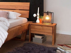 Nachttisch UNIKA Wildeiche massiv Möbel Rufli AG nachttisch-unika-wildeiche-massiv-geolt-50-x-42-cm