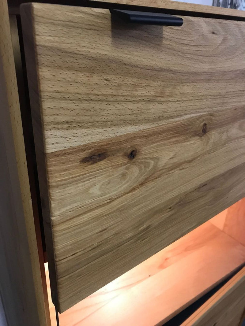 Vitrine ZERRO Wildkernbuche massiv Möbel Rufli AG vitrine-zerro-wildkernbuche-massiv-60-cm_3