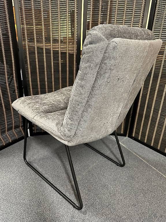 4 Stühle PINA Stoff grau Möbel Rufli AG 6-stuhle-pina-stoff-laura-108-grau-kufen-metall-schwarz-3