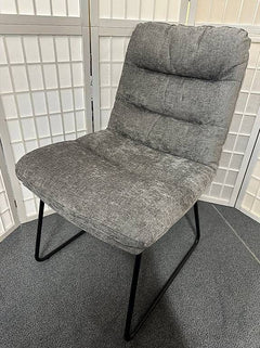4 Stühle PINA Stoff grau Möbel Rufli AG 6-stuhle-pina-stoff-laura-108-grau-kufen-metall-schwarz
