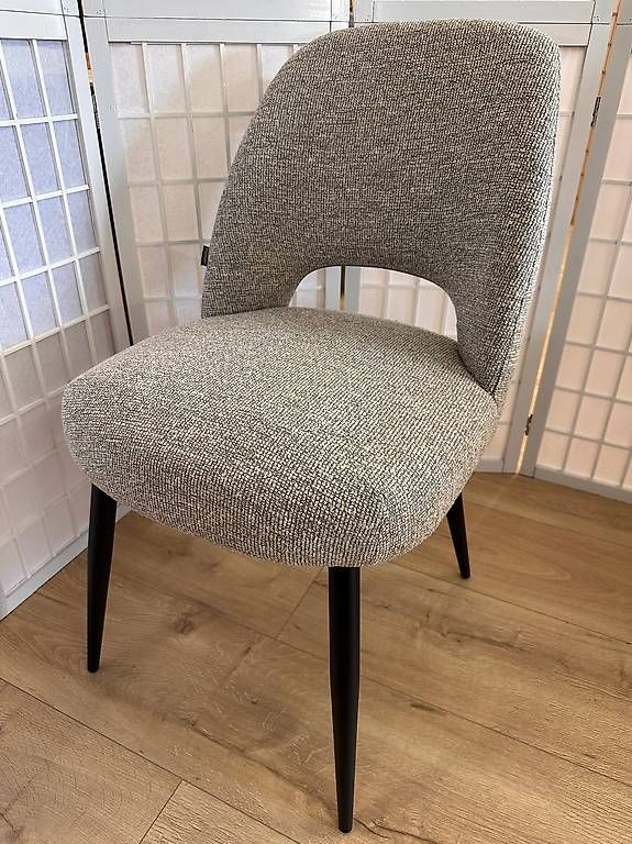 6 Stühle ZIAN Stoff graubeige Federkernsitz Möbel Rufli AG 6-stuhle-zian-stoff-84-clay-graubeige-federkernsitz