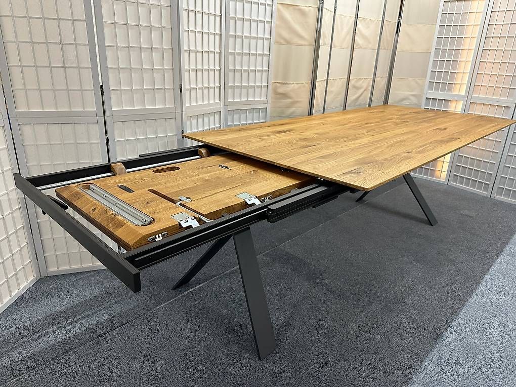 Kreuzesstisch LINJA L 80 Wildeiche massiv