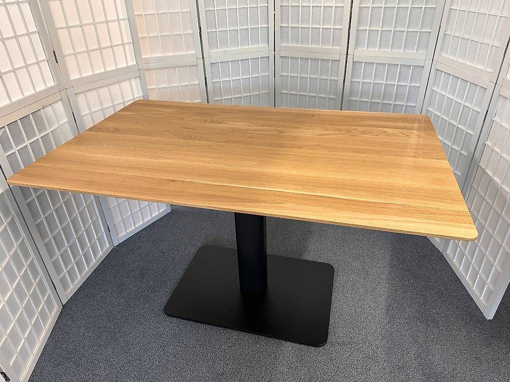 Tisch ELIAS MOLLIS Wildeiche massiv 130 x 80 cm