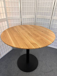 Tisch ELIAS MOLLIS Wildeiche massiv D 80 cm Möbel Rufli AG bistro-tisch-elias-mollis-wildeiche-massiv-natur-lackiert-rund-80-cm-2_e9521907-1c12-41ec-875c-eb386001463e