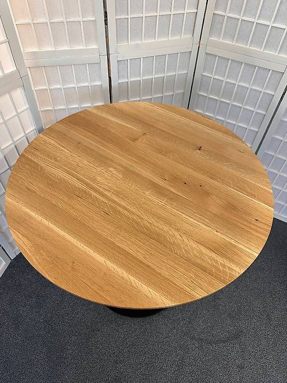 Tisch ELIAS MOLLIS Wildeiche massiv D 80 cm Möbel Rufli AG bistro-tisch-elias-mollis-wildeiche-massiv-natur-lackiert-rund-80-cm-3_8b672e34-559c-40ea-96db-0d29bd36044b