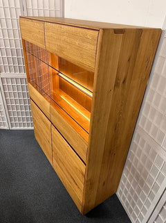 Highboard NYON Asteiche massiv Möbel Rufli AG highboard-nyon-wimmer-asteiche-wildeiche-massiv-beleuchtung-120-cm-2