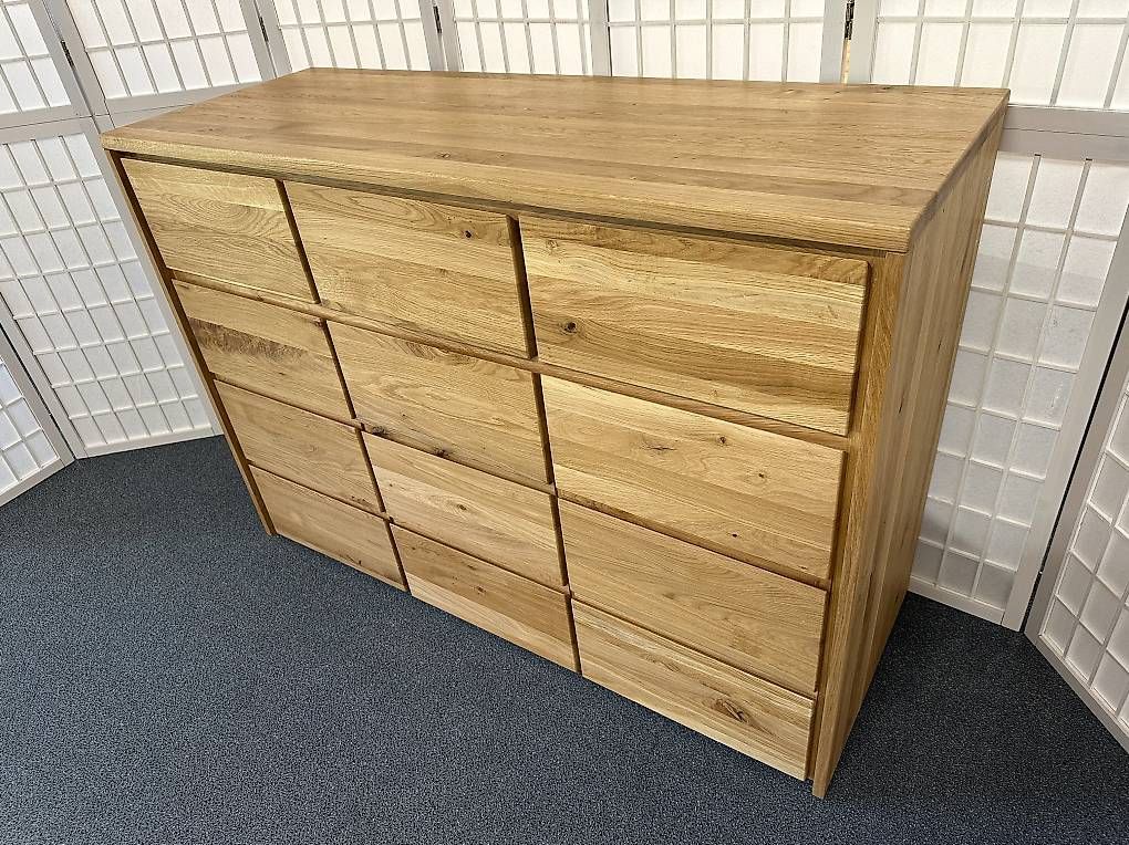 Kommode RÖDVIG Wildeiche massiv Möbel Rufli AG kommode-sideboard-roedvig-wildeiche-massiv-geolt-130-cm-6