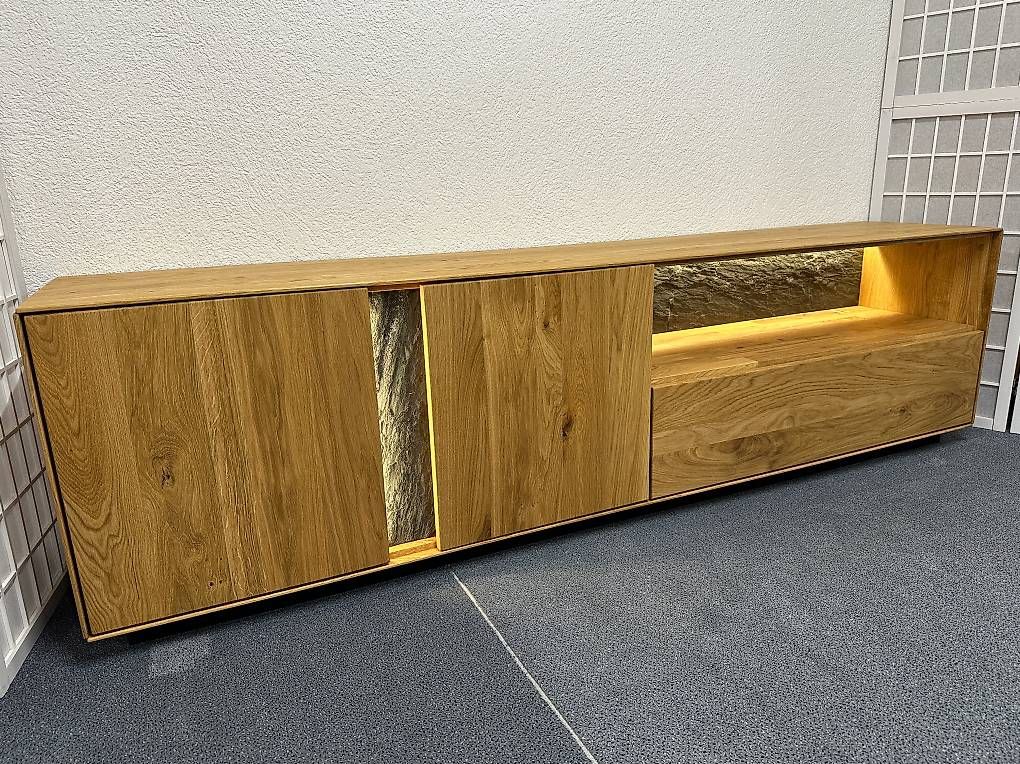 Lowboard TURIN Wildeiche massiv Steinfurnier