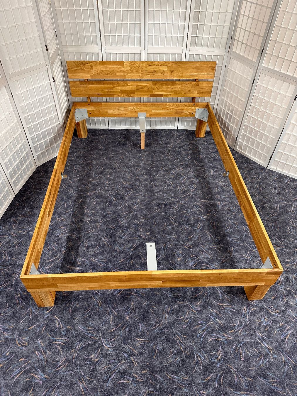 Bett ANTONELLA Wildeiche massiv