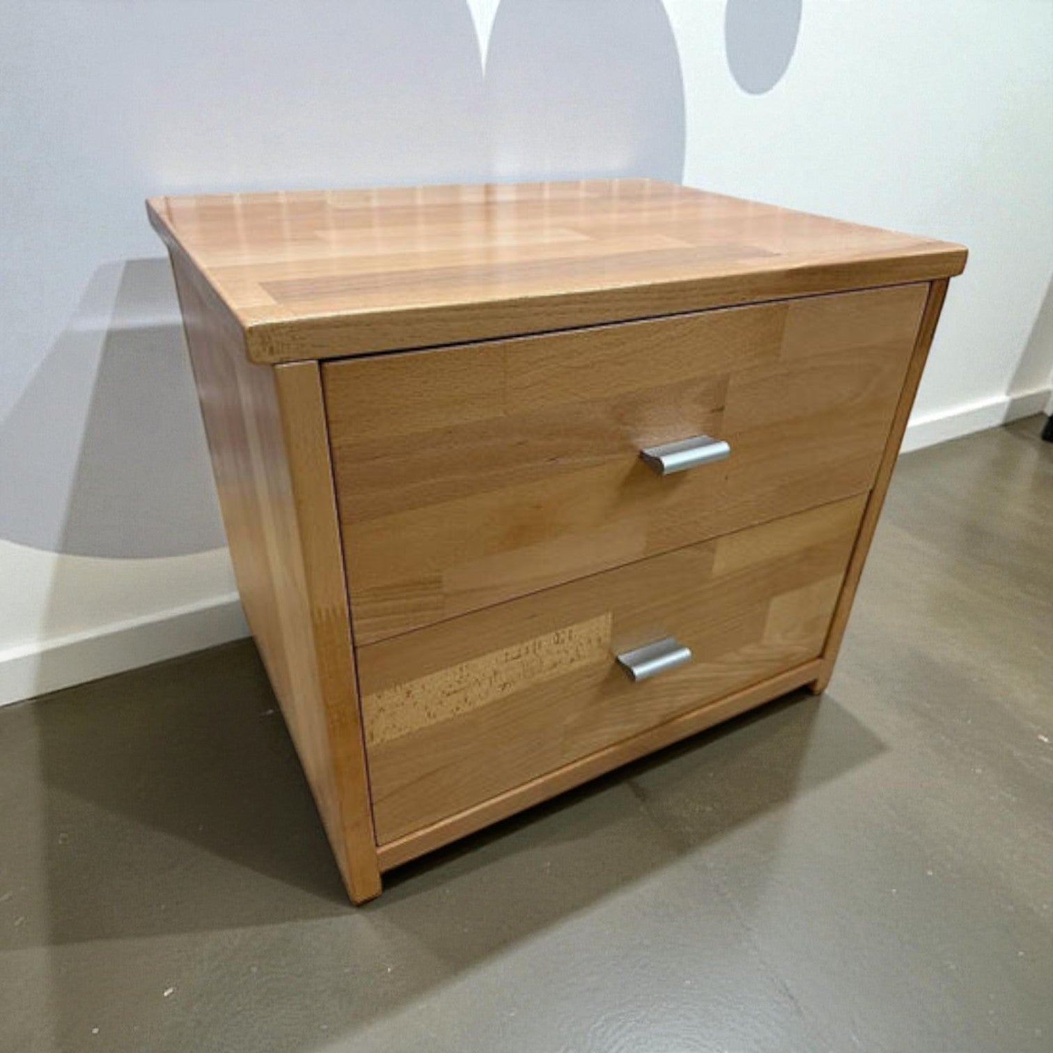 Nachttisch ALFA Buche teilmassiv