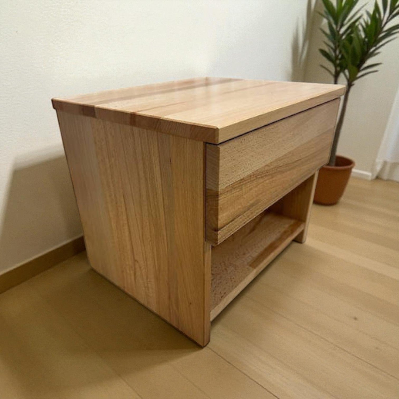 Nachttisch ANTONIO Buche massiv