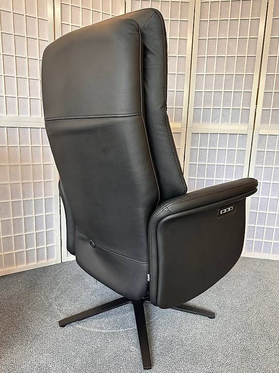 Relax Sessel ATLAS Leder schwarz Möbel Rufli AG relax-sessel-atlas-leder-schwarz-3-motorig-herz-waage-akku-3