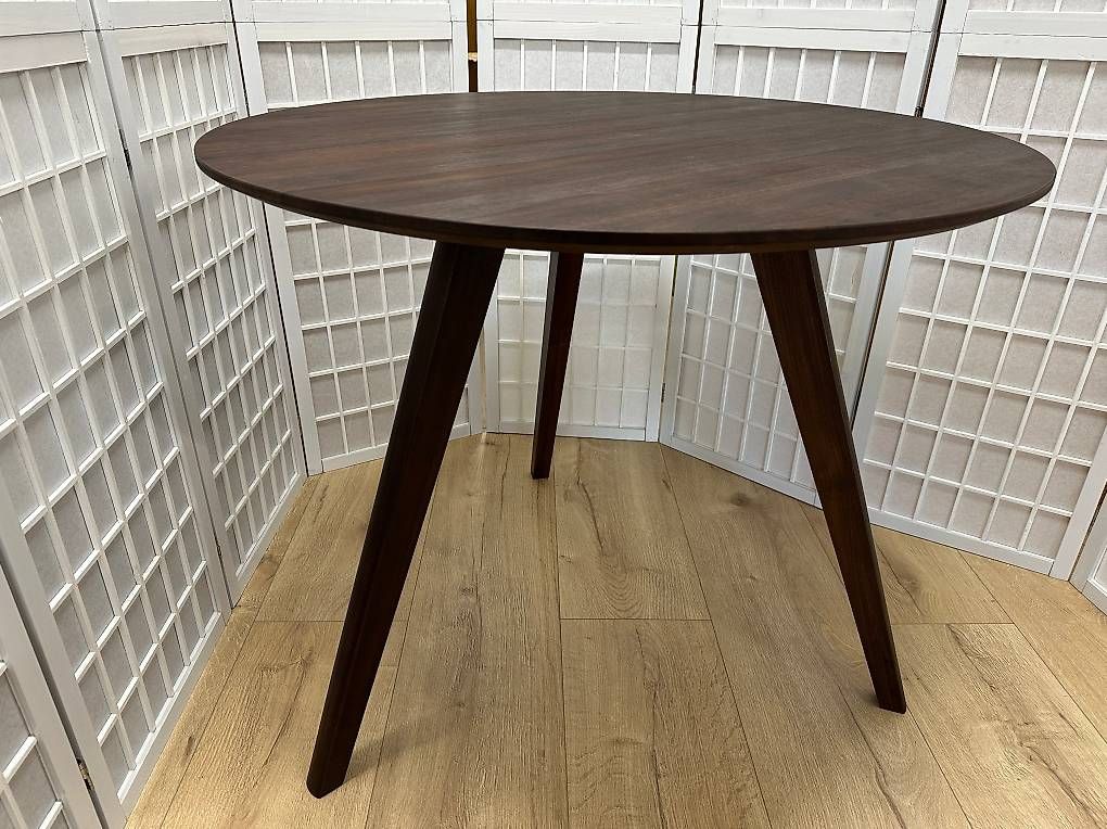 Tisch CORNEL Nussbaum massiv 90 cm