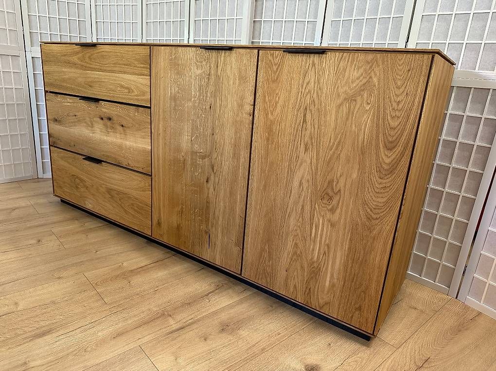 Sideboard LUGNAO Wildeiche massiv