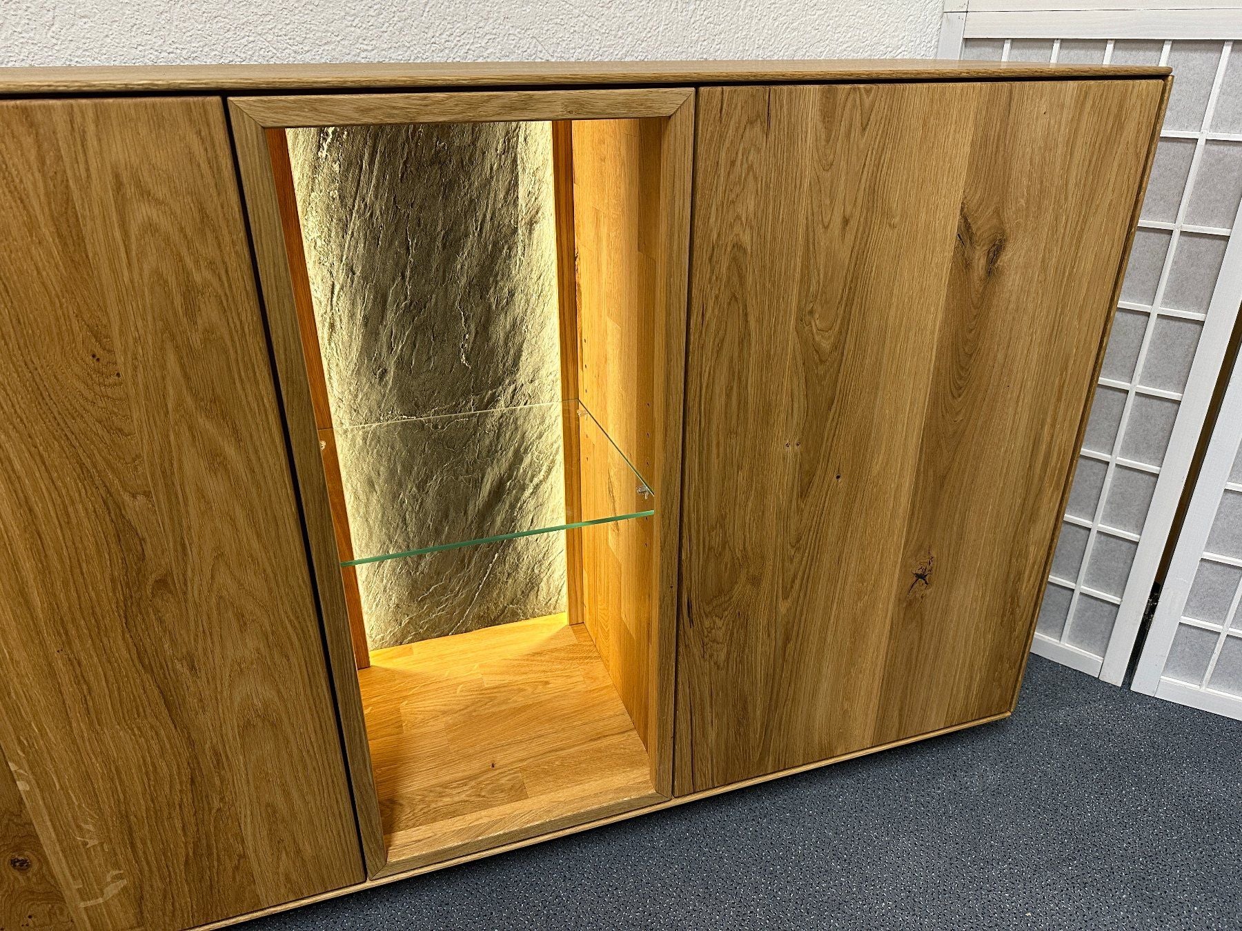 Sideboard TURIN Wildeiche massiv Steinfurnier