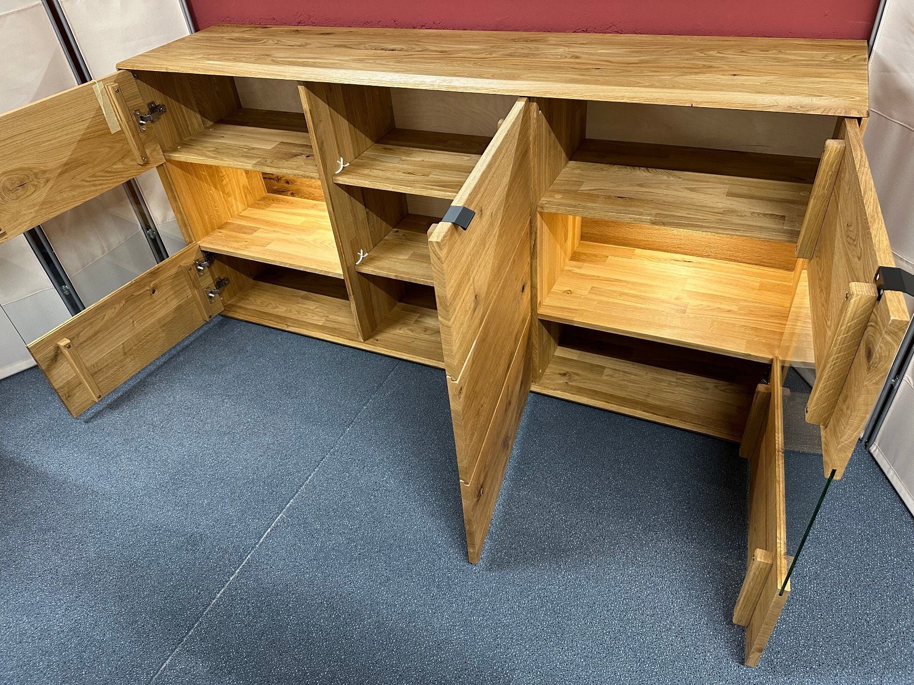 Sideboard ZERRO Wildeiche massiv inkl. Beleuchtung