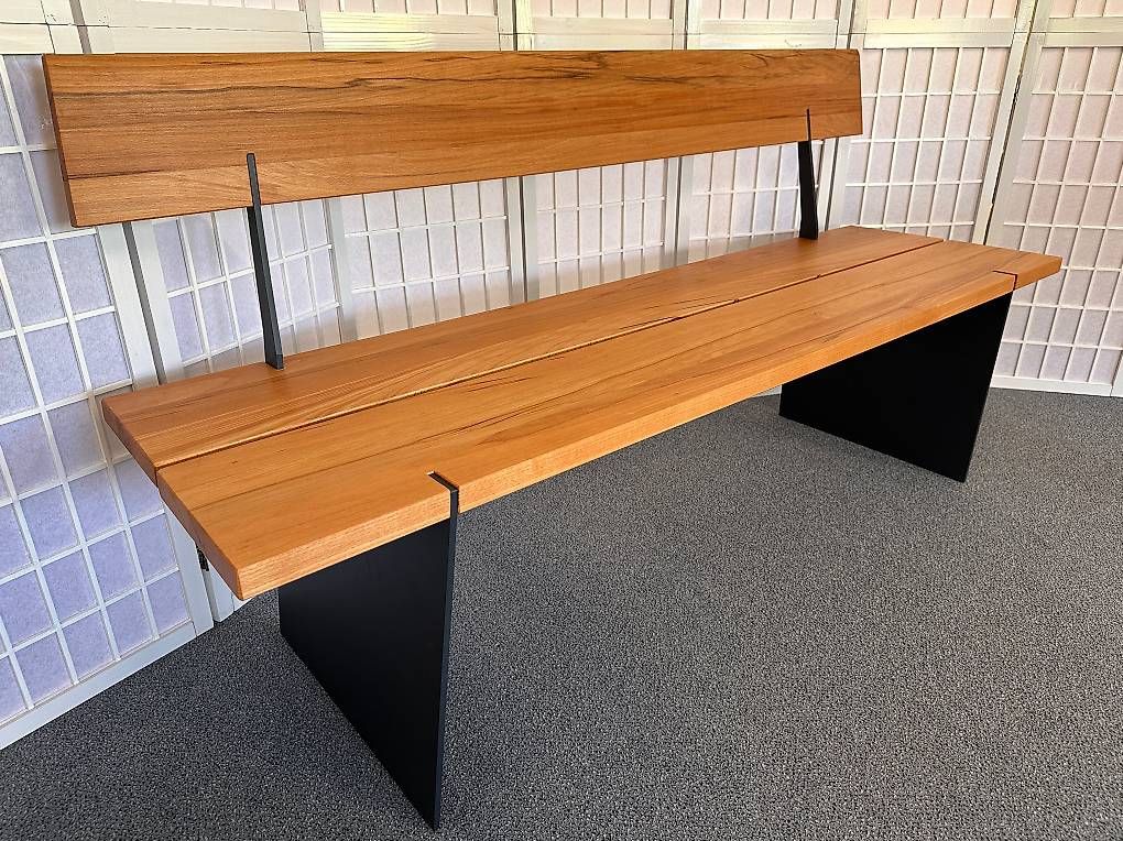 Sitzbank ZWEIGL ZB70 Kernbuche massiv 160 cm Möbel Rufli AG sitzbank-wimmer-zweigl-zb70-kernbuche-massiv-stahlwangen-160-cm