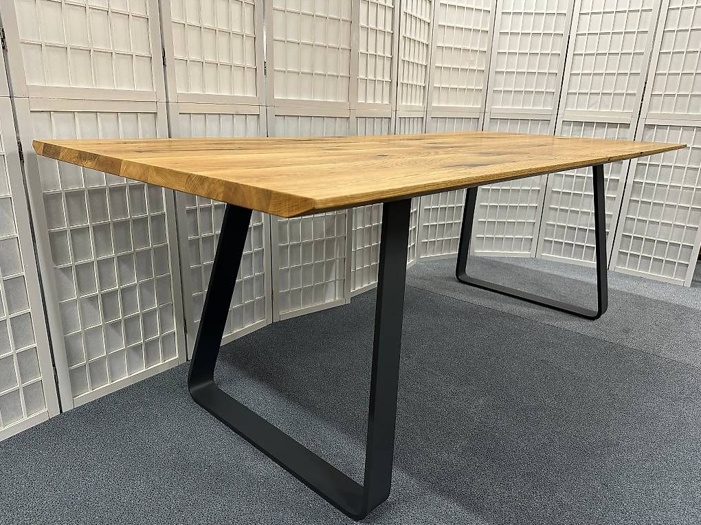 Tisch ZWEIGL Z51 Asteiche massiv Epoxidharz