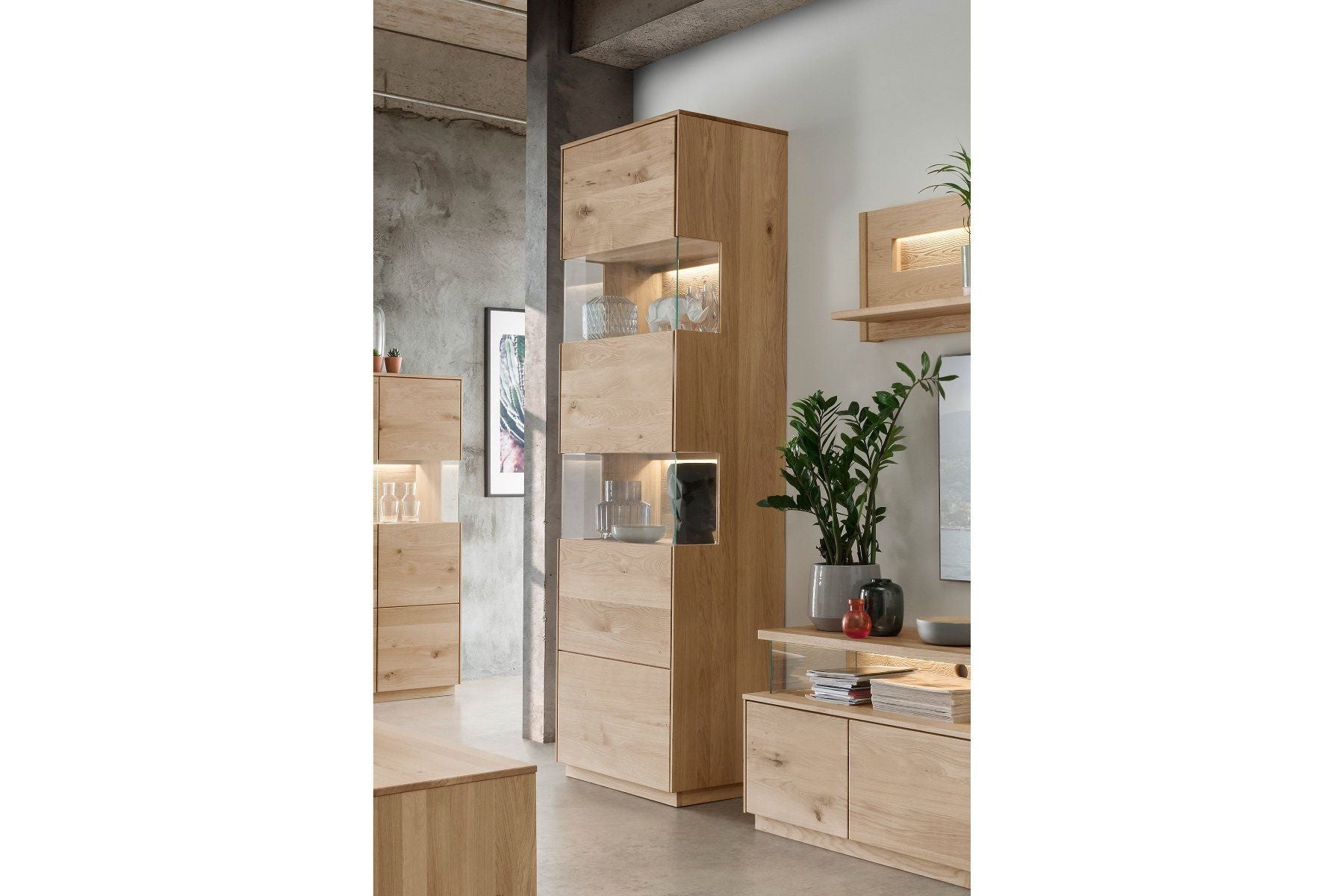 Vitrine ST. GALLEN Wildeiche massiv 63 cm